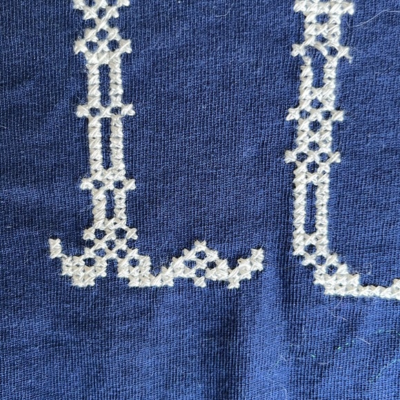 Medium Navy JCrew Love long sleeve t. - Picture 4 of 4